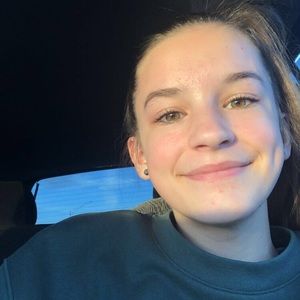 Meet your Posher, Delanie